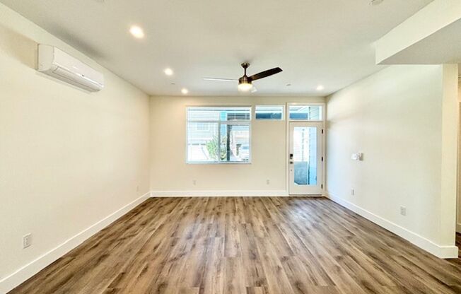 Ventura | Downtown | 2 Bed + 1 Bath | NEWLY BUILT | 127 Unit A