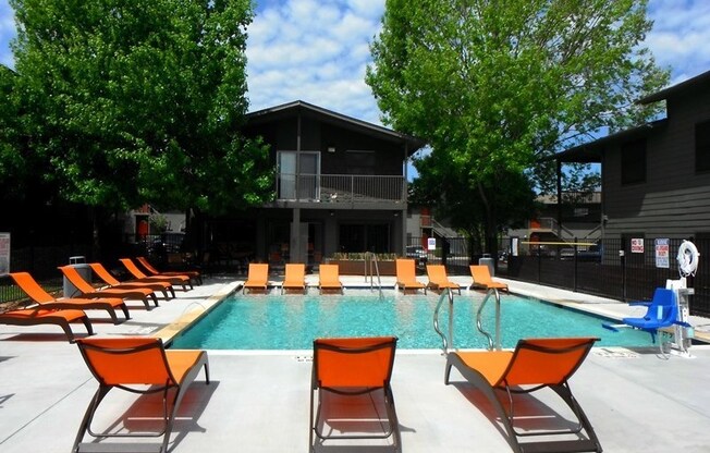 2 beds, 2 baths, 850 sqft, $1,295, Unit 223