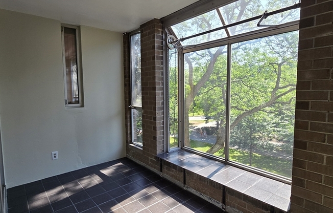 1 bed, 1 bath, 817 sqft, $3,000, Unit 417