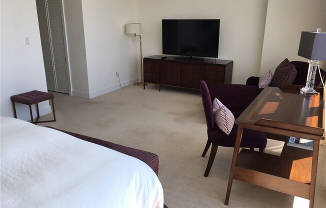 2 beds, 2.3 baths, 1,920 sqft, $9,300, Unit 32B
