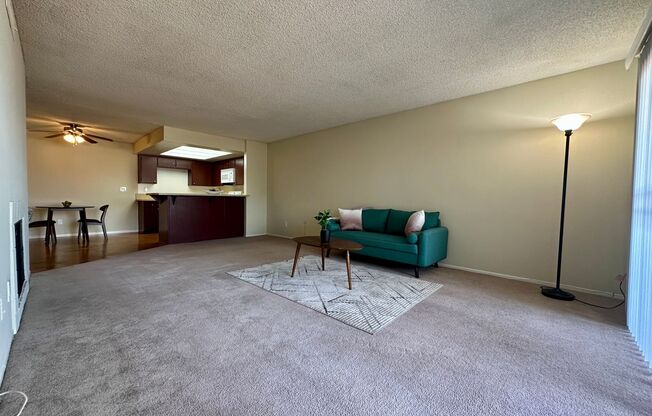 Villa Valencia Apartments