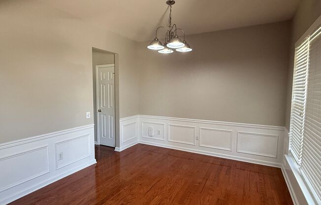 8611 DENNINGTON GRV LN