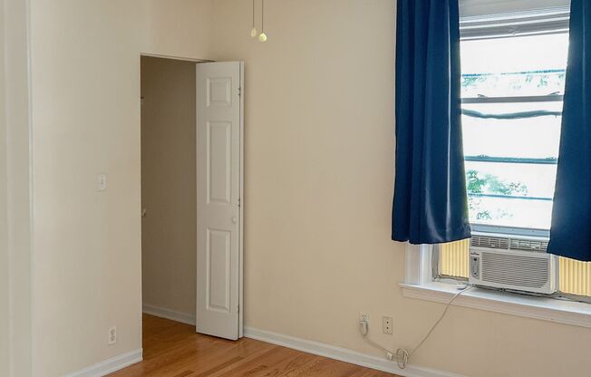 1 bed, 1 bath, 620 sqft, $1,775, Unit 3920-3N