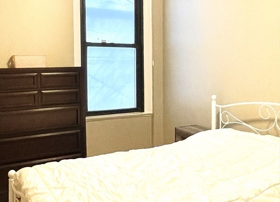 2 beds, 2 baths, 1,130 sqft, $4,950, Unit 304