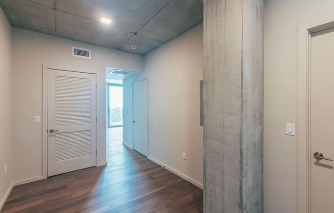 1 bed, 1 bath, 725 sqft, $3,695, Unit 502