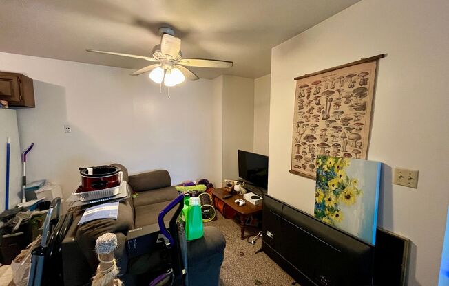 2 beds, 1.5 baths, $1,350, Unit 205