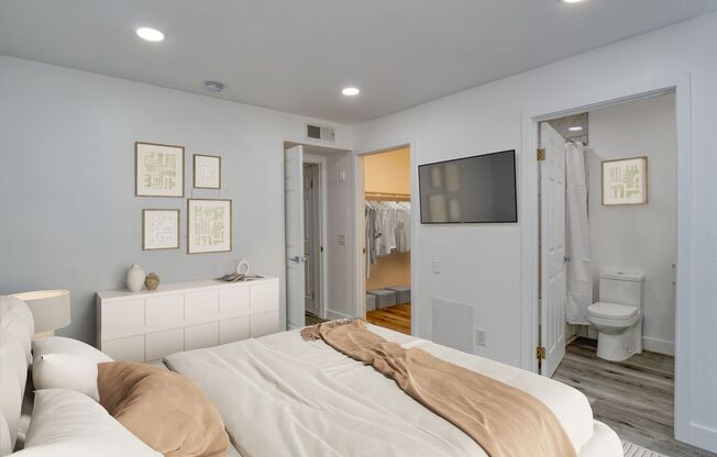 301 N. Alvarado Street