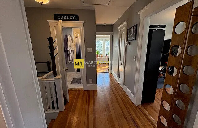14 Lyons Ct # 2