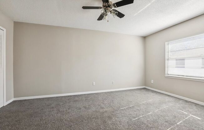 2 beds, 1 bath, 950 sqft, $1,199, Unit 3730-201 (D)