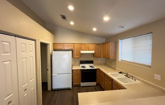 Great Single Story 3 Bedroom in the SW!