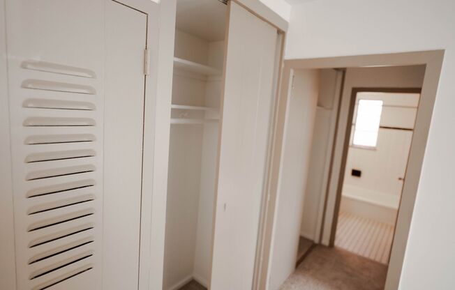 1 bed, 1 bath, 500 sqft, $800, Unit 1723-08