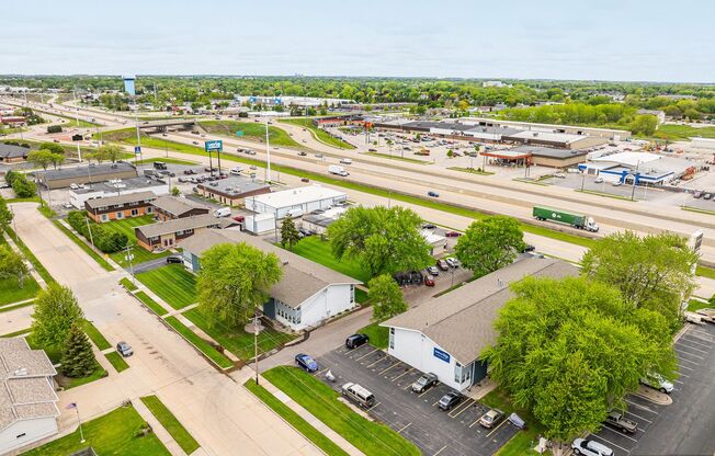 3 beds, 1.5 baths, 1,100 sqft, $1,199, Unit 247-302