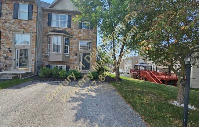 3 beds, 2.5 baths, $1,750