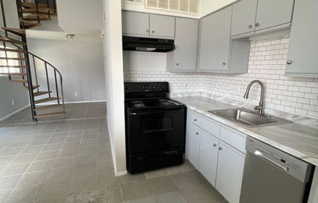 Cute Loft - Close to Downtown