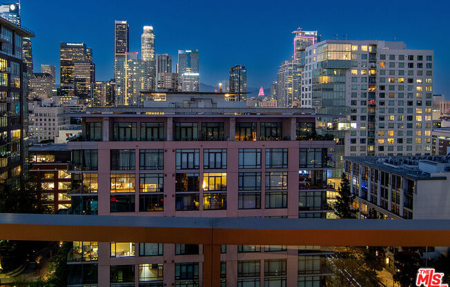2 beds, 2.5 baths, 2,320 sqft, $6,700, Unit 1511