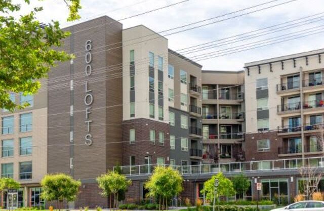 600 Lofts Apartments