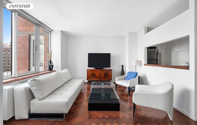 Studio, 1 bath, $4,350, Unit 1025