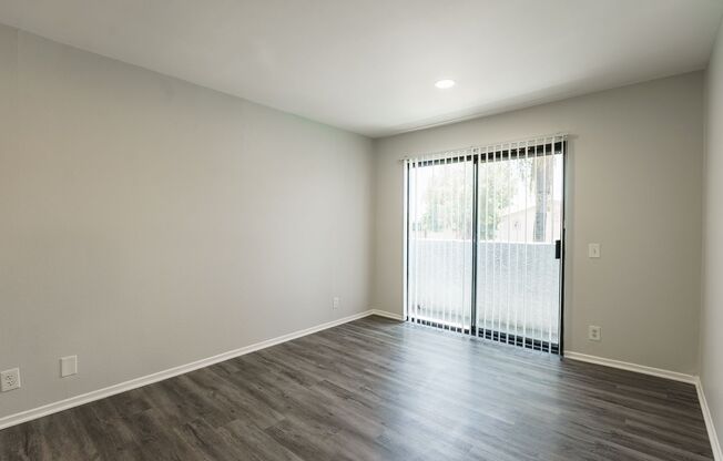 2 beds, 2 baths, 1,250 sqft, $2,598, Unit 18
