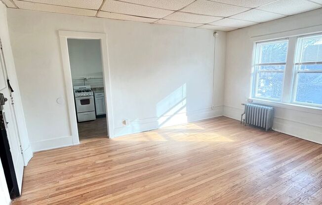 321-331 Driving Park Avenue (25 Broezel Street)