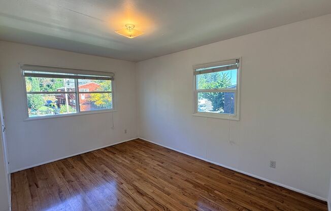 2 beds, 1 bath, 801 sqft, $1,799, Unit 3020-06