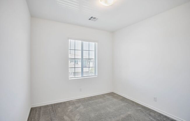 3 beds, 2.5 baths, $2,150, Unit # 87