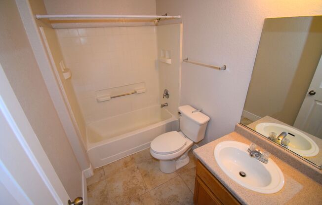 Terrific Three Bed In Popular Manzanita Community