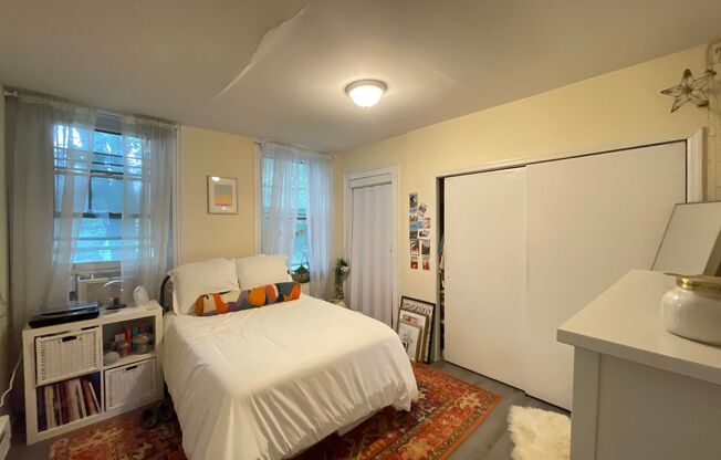 3 beds, 2 baths, 1,400 sqft, $3,200, Unit 3F