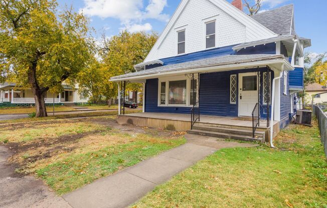 Charming 3-Bedroom, 2-Bathroom Two-Story Home for Rent