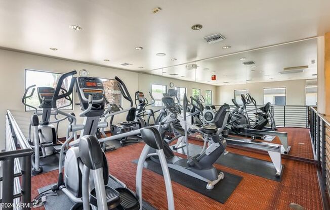 2 beds, 2 baths, $1,525, Unit UNIT 1116