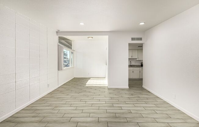 6708 E. Cheery Lynn Rd.