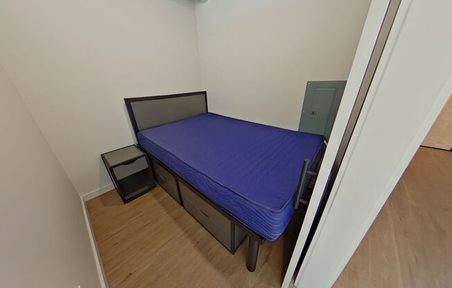 Studio, 1 bath, 314 sqft, $1,250, Unit 412