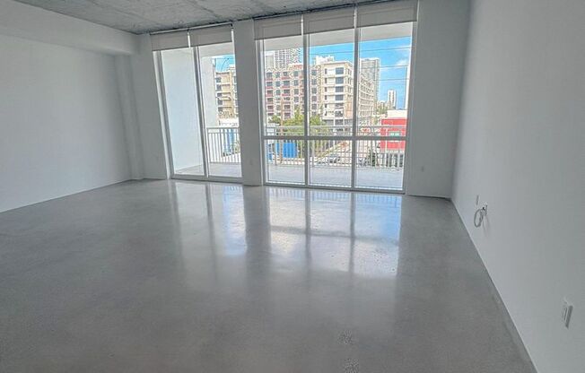 Studio, 1 bath, 737 sqft, $2,550, Unit Unit 302