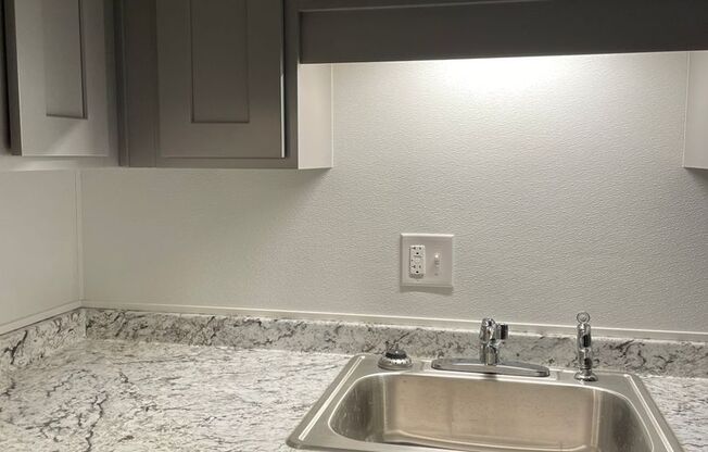 1 bed, 1 bath, 790 sqft, $1,125, Unit 49