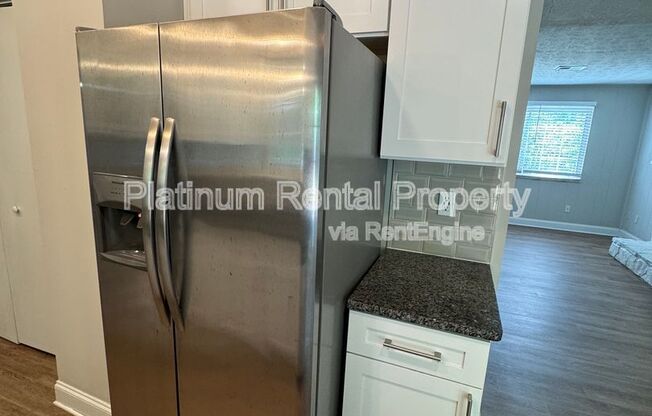 4 beds, 3 baths, 1,560 sqft, $2,300