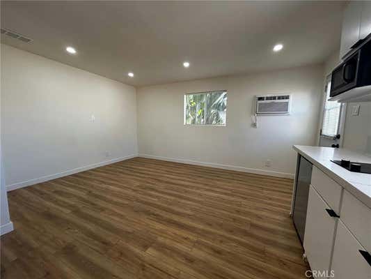 Studio, 1 bath, 450 sqft, $1,695