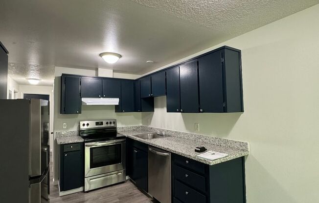 Del Ray Apartments