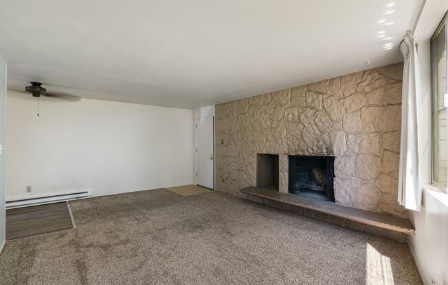 1 bed, 1 bath, 600 sqft, $1,199, Unit 305