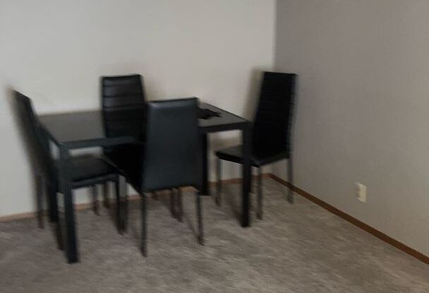 Nice 2 bed 2 bath second floor unit near Buckley Air Force base!