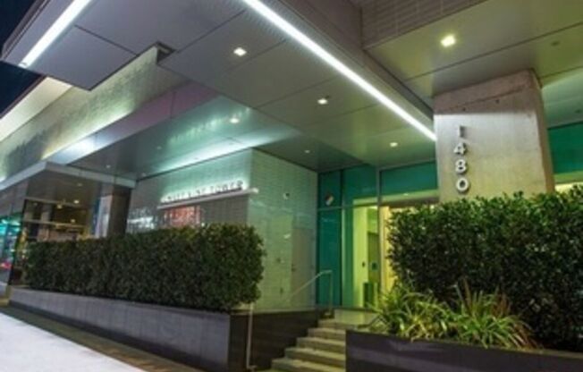 1 bed, 1 bath, 858 sqft, $4,545, Unit 1403