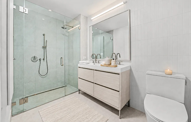 2 beds, 2 baths, $5,542, Unit 6L