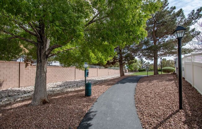 GREAT ONE STORY HOME AVAILABLE FOR RENT!