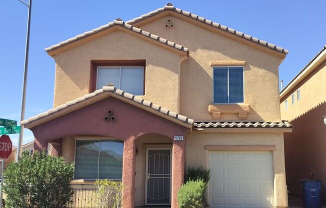 Spacious 4-Bedroom in Gated Copper Creek with Community Pool, Fitness Room & Playground