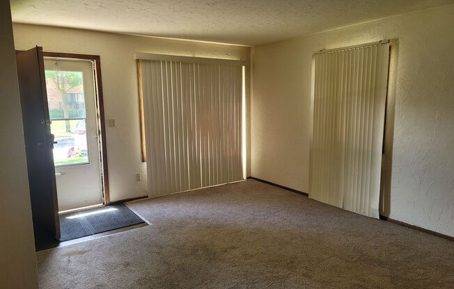 5730-5732 N. 94th Street
