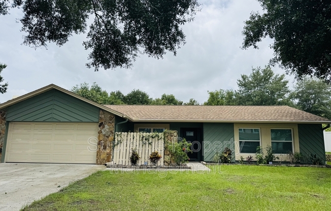 2437 BUCKNELL DR