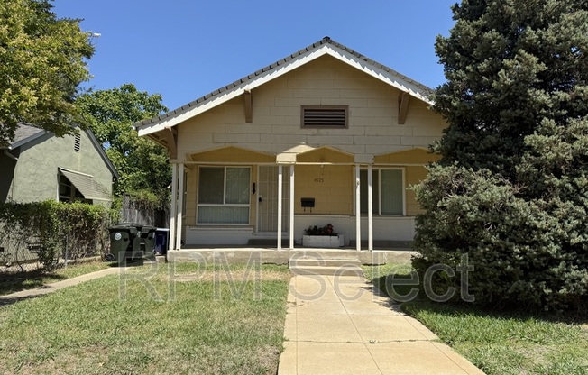 4925 11 AVE