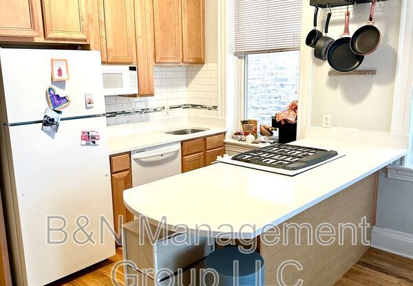 2337 N JANSSEN