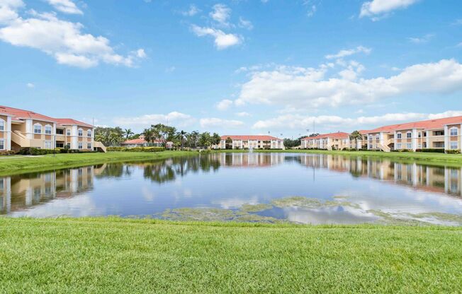 2/2 condo with beautiful water views available now for an annual lease