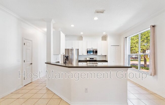 5007 RIV GEM AVE