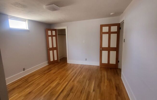 1 bed, 1 bath, 900 sqft, $1,250