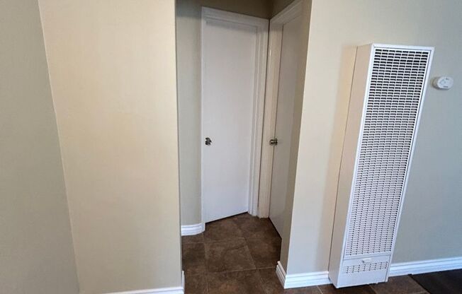 1 bed, 1 bath, 700 sqft, $2,050, Unit 317